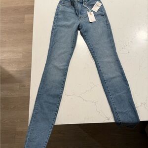 Good American Light Blue Skinny Jeans